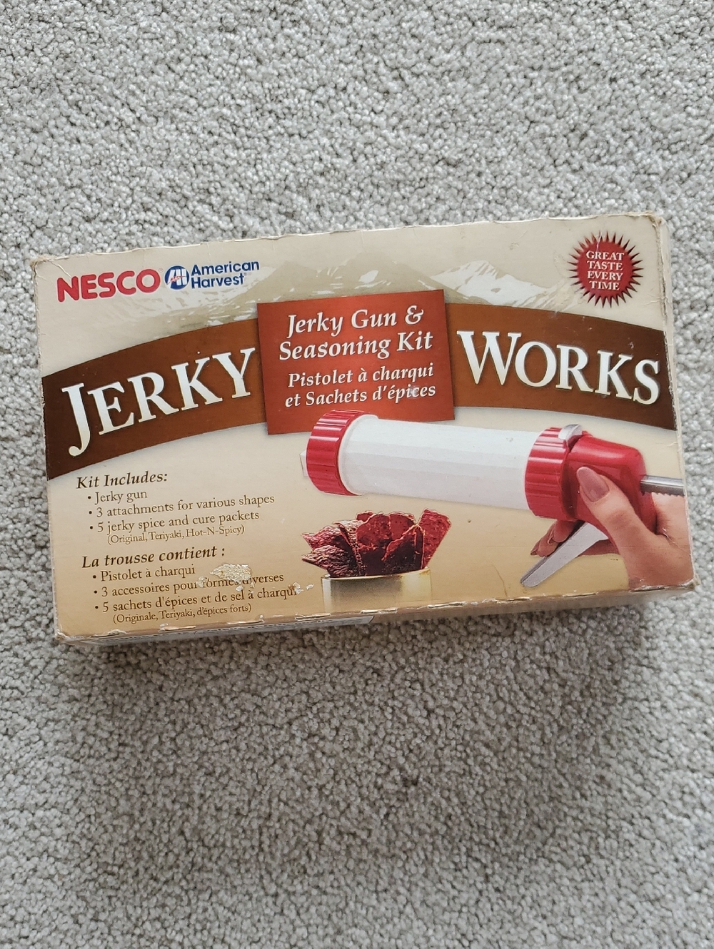 Nesco Jerky Works Jerky Gun & 3 attachments